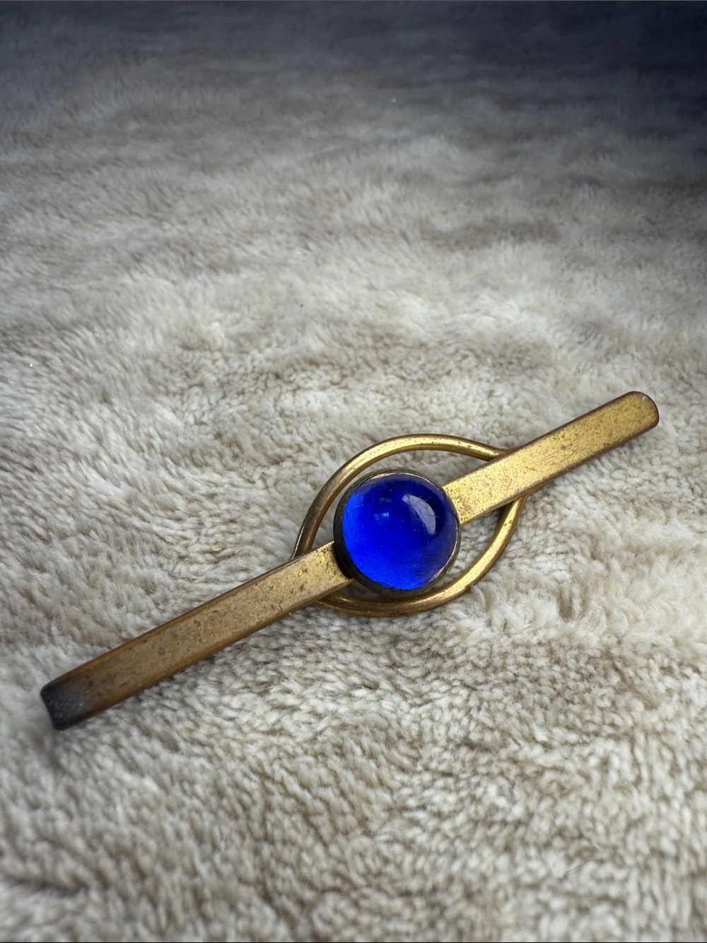 Vintage Gold Tone Bar Tie Holder with Cobalt Blue Glass Cabochon